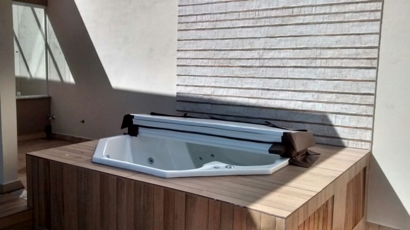Banheira Spa Mini a Venda Nossa Senhora da Glória - Banheira Spa com Deck