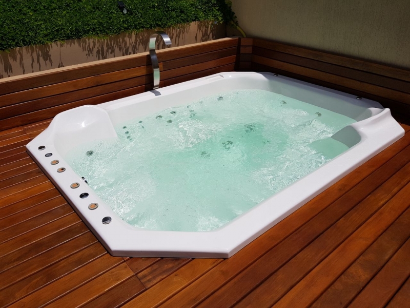 Onde Comprar Banheira Spa com Cama Itumbiara - Comprar Banheira Spa 5 Lugares